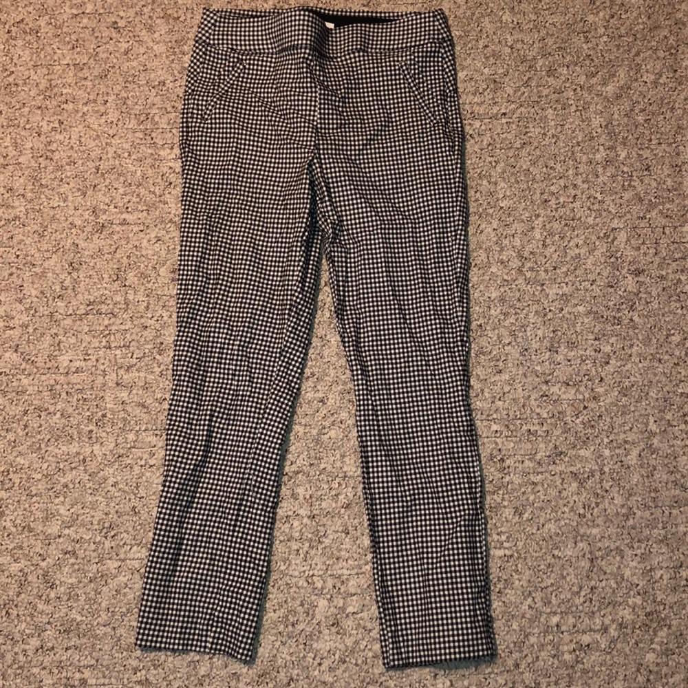 Black and white checkered dress pant